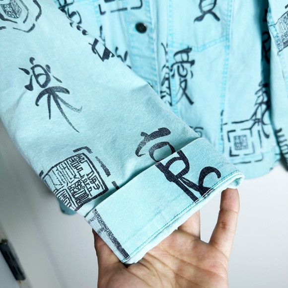 Chico's Blue Denim Jean Jacket Asian Inspired Sz 1 = M - Picture 6 of 6